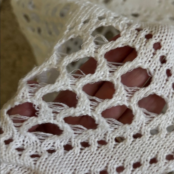 White Crochet Knit Top - Picture 3 of 3